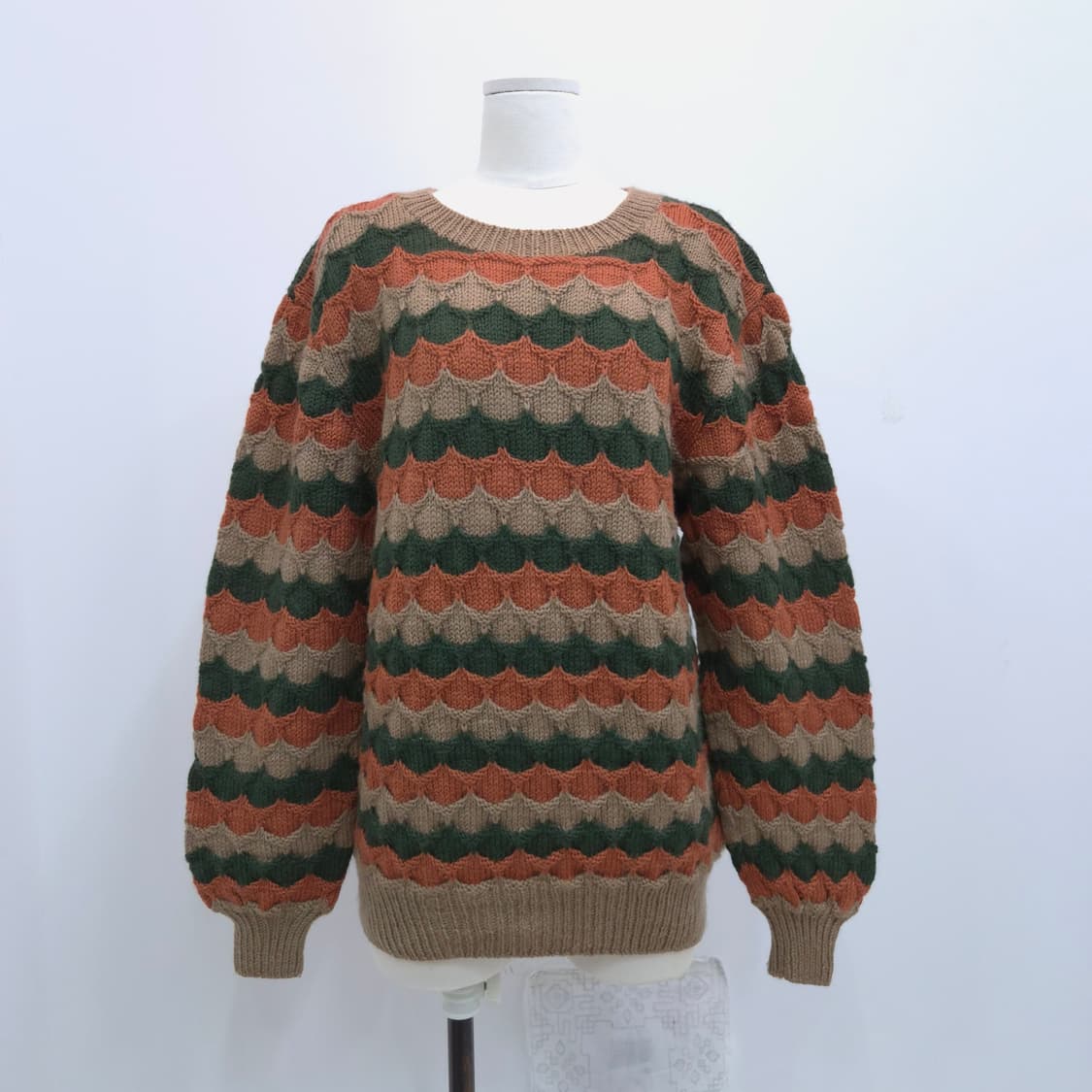 빈티지 웨이브 패턴 컬러 니트 스웨터 상품이미지1