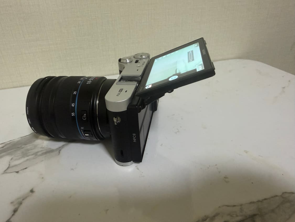 삼성 NX300M 카메라 18-55mm 렌즈 풀세트 상품이미지3