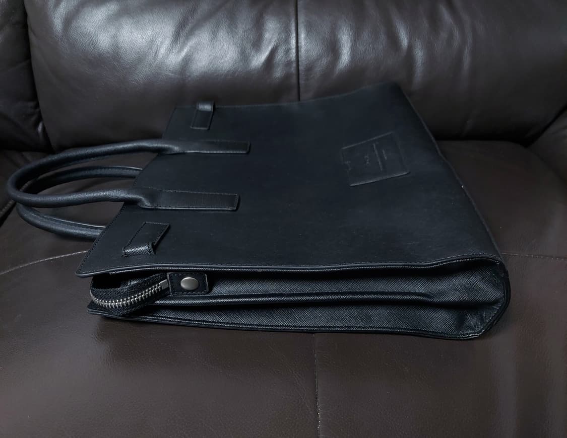 지오지아 블랙 토트백 크로스백 서류가방

 상품이미지5