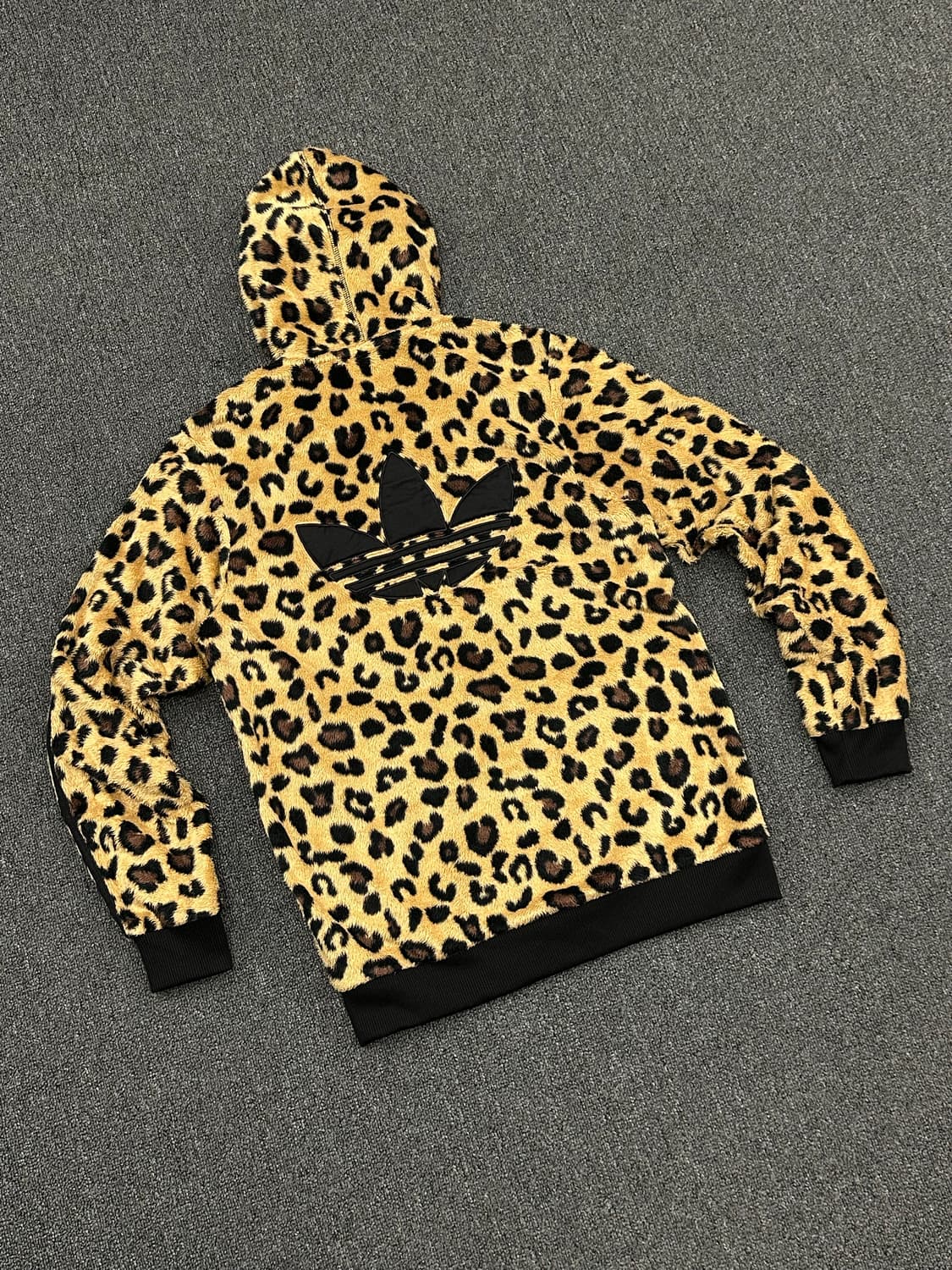 100)아디다스 쉐르파 레오파드 져지 090 상품이미지4