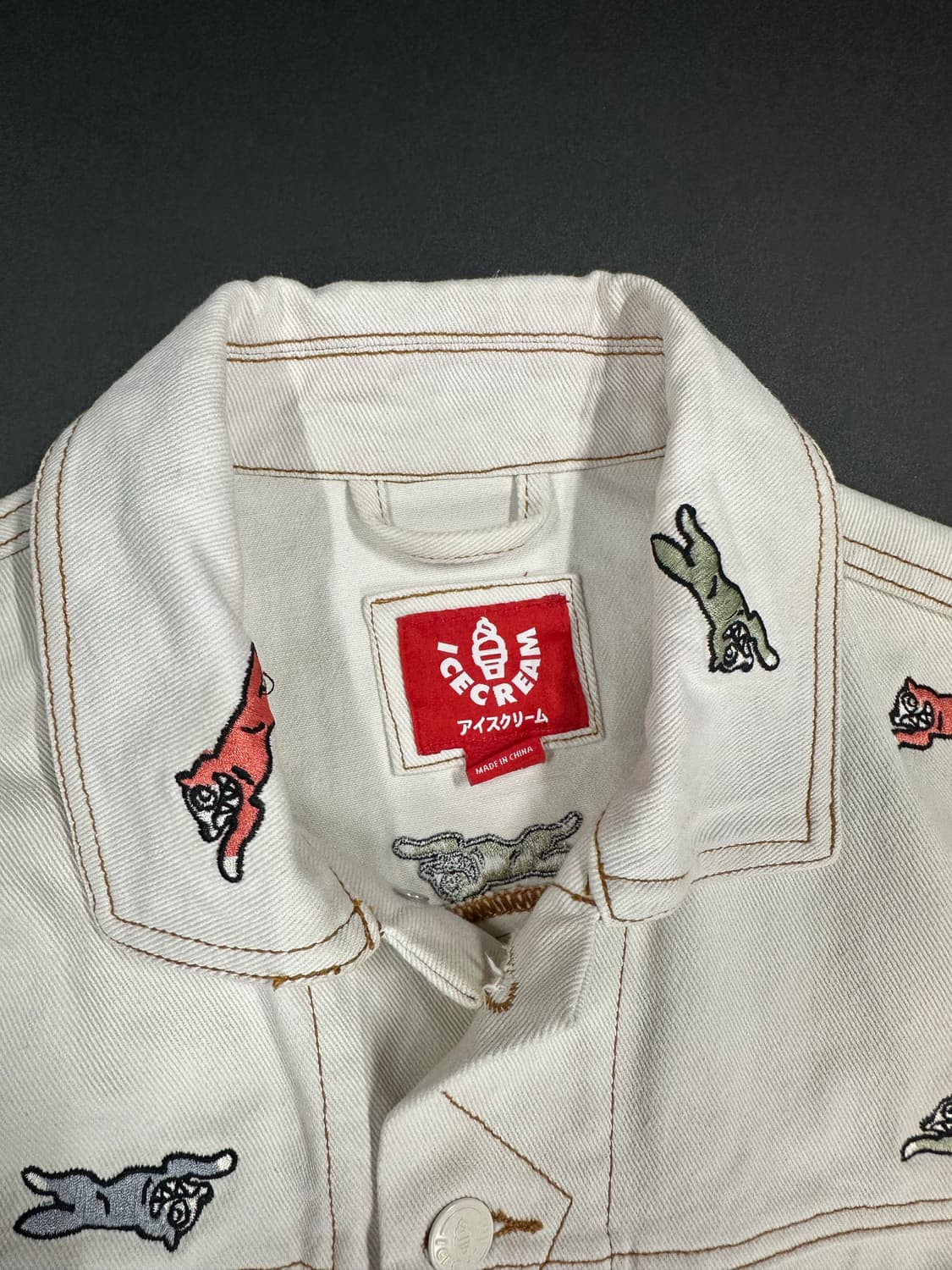 아이스크림 러닝 도그 화이트 데님 자켓 상품이미지6