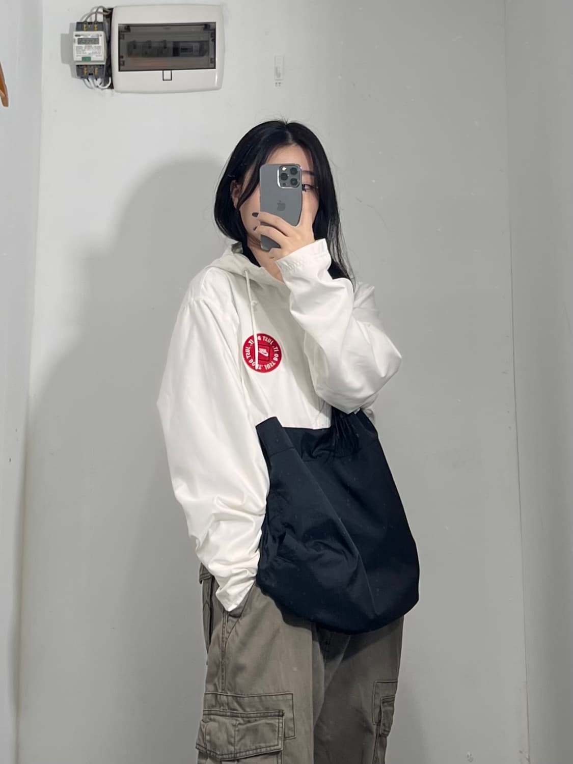 나이키 화이트 블랙 빅로고 아노락 바람막이 Xl  상품이미지2