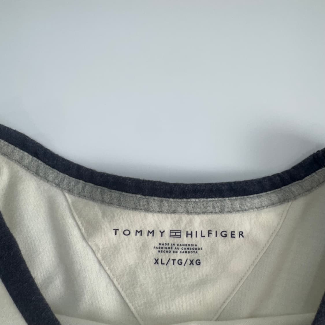 Tommy Hilfiger 타미힐피거 네이비 배색 반팔 상품이미지5