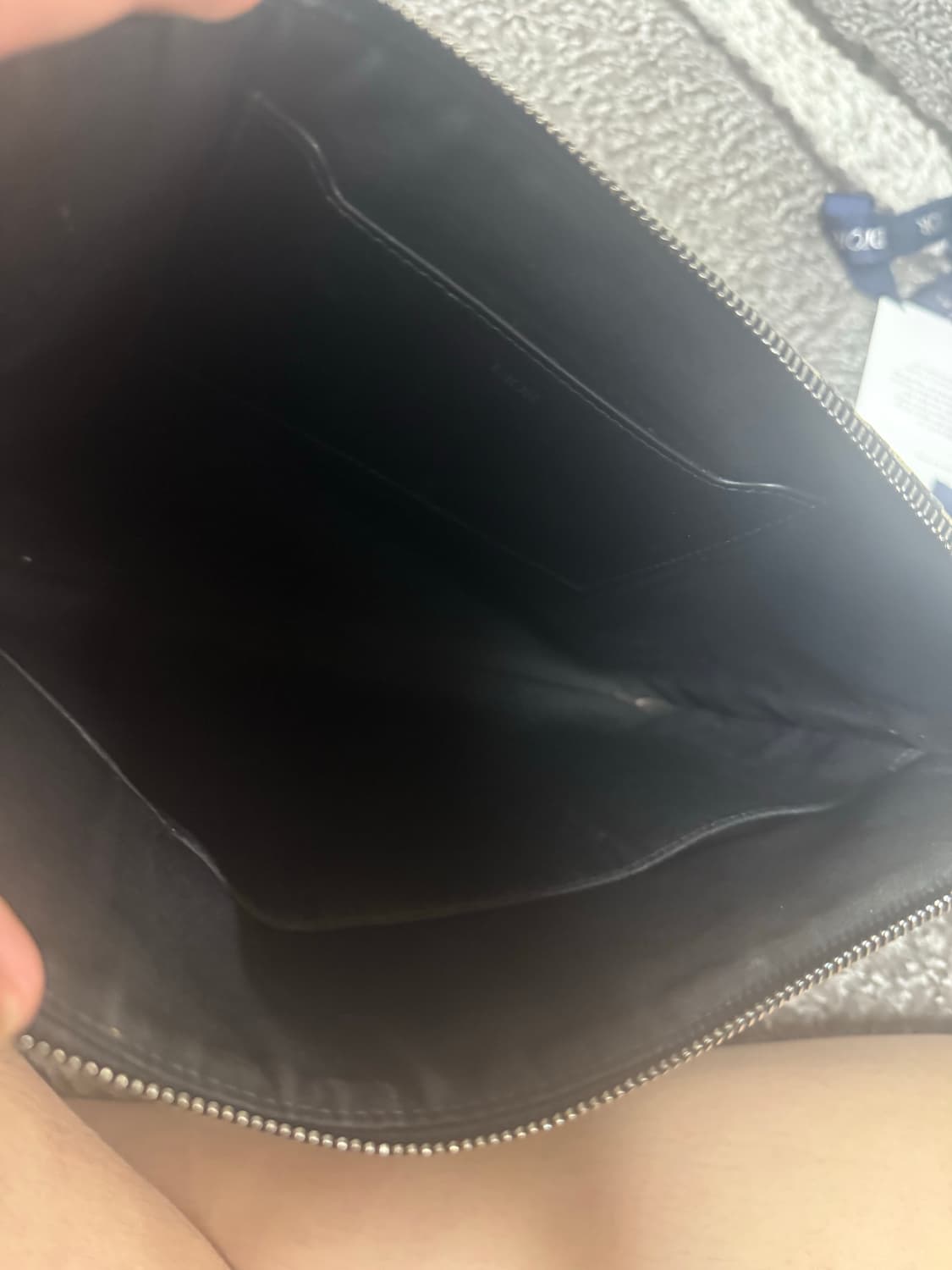 디올 오블리크 A4 클러치 구성품 존재 상품이미지10