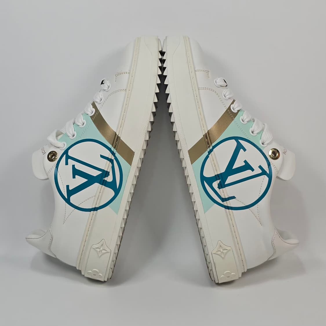 루이비통 타임아웃 스니커즈 ( 255 ) 상품이미지4