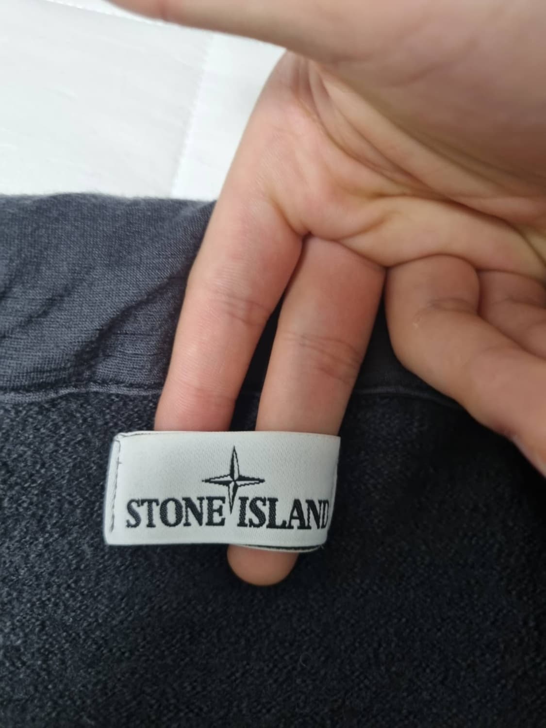 정품 스톤아일랜드 니트 후드집업(모자있음) 상품이미지2