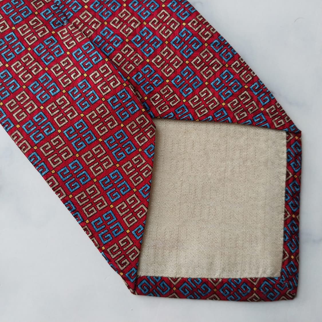 지방시 실크 올오버 로고 패턴 넥타이 9.5cm A+등급 k2045
 상품이미지7