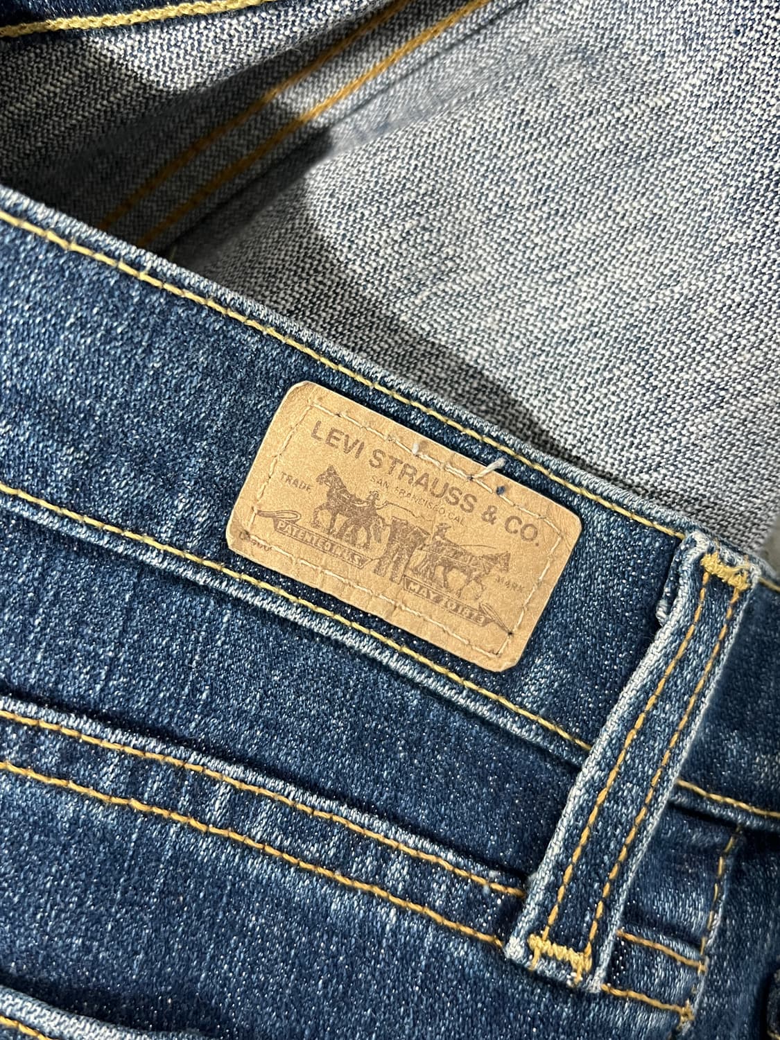 Levis 리바이스 515 진스 부츠컷 나팔핏 데님 팬츠 상품이미지8