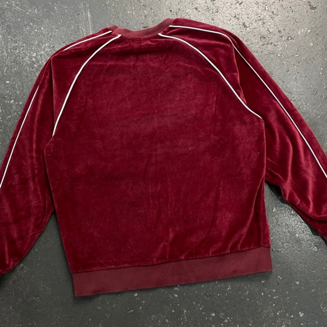 100 뉴에라 버건디 벨벳 맨투맨  상품이미지5