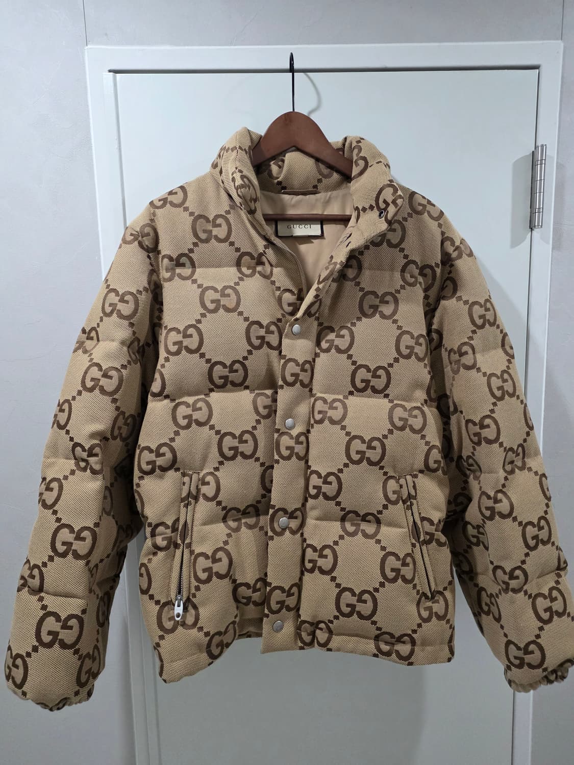 구찌 GG 패턴 패딩 점퍼 국내 백화점 상품이미지1