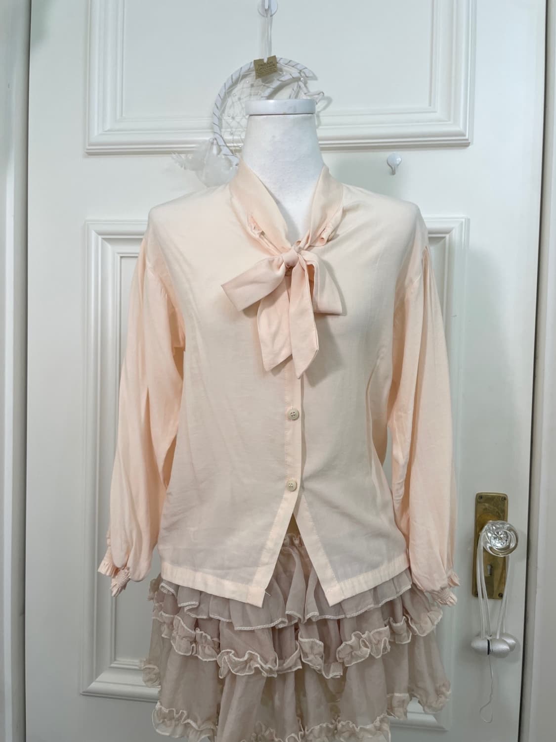 coral bow point spring blouse 상품이미지5