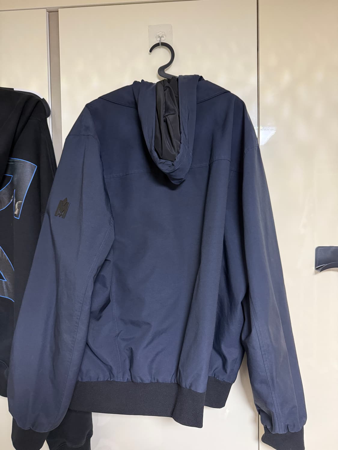 맥케이지 딕슨 금장 바람막이 봄버 자켓 46 상품이미지2