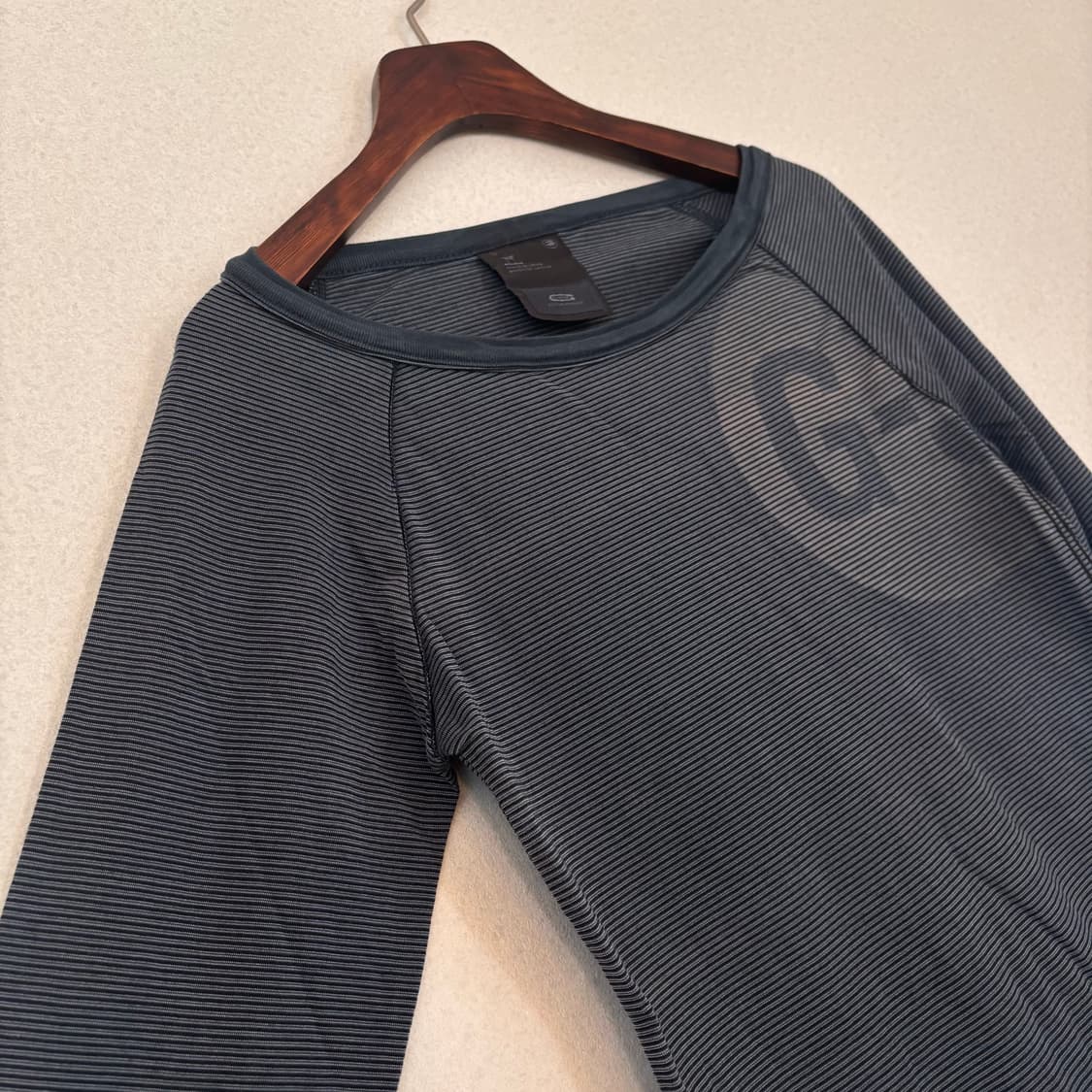 새제품 지스타 RAW 티셔츠 여성 S 입체 절개 일레귤러 다잉 상품이미지3