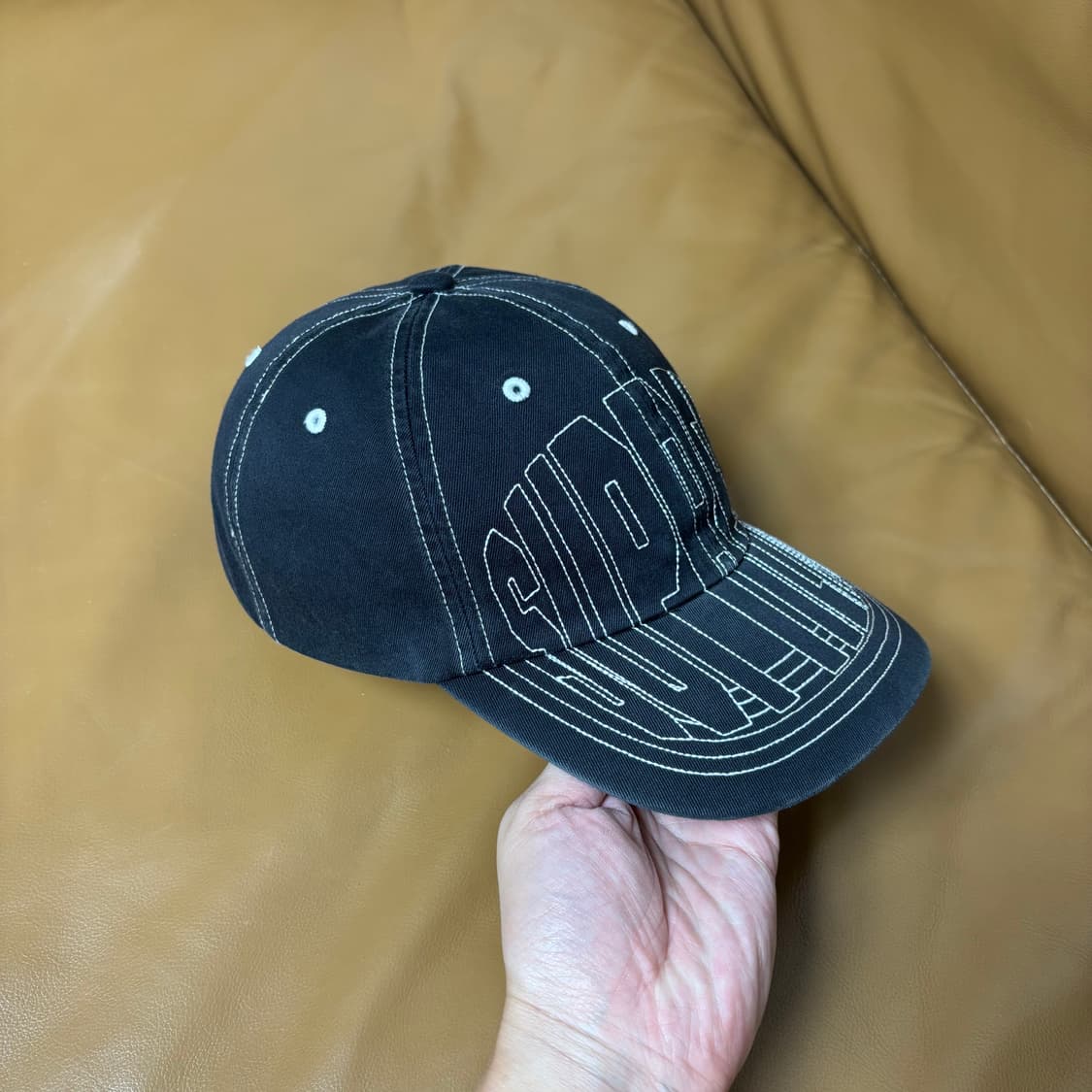 Supreme 슈프림 23ss 바이저 스티치 블랙 6패널 볼캡 모자 상품이미지4