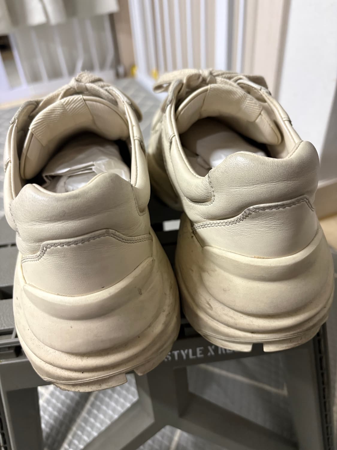 구찌 라이톤 더티 스니커즈 37.5 상품이미지3