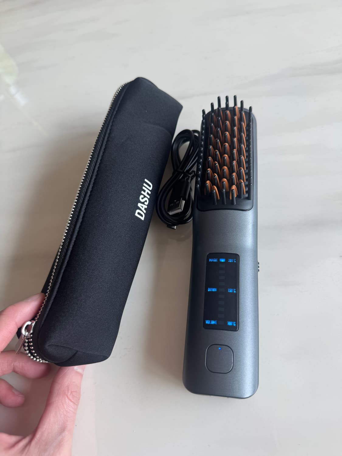 다슈 볼륨핏 스타일러 무선 빗고데기 판매 상품이미지1