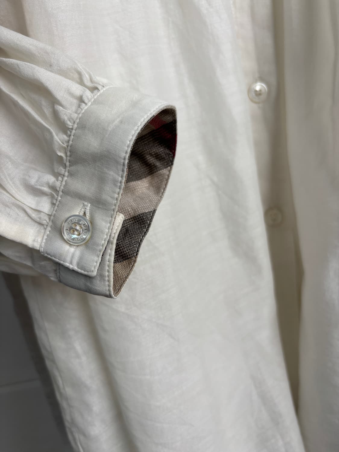 BURBERRY Ivory Blouse 상품이미지4