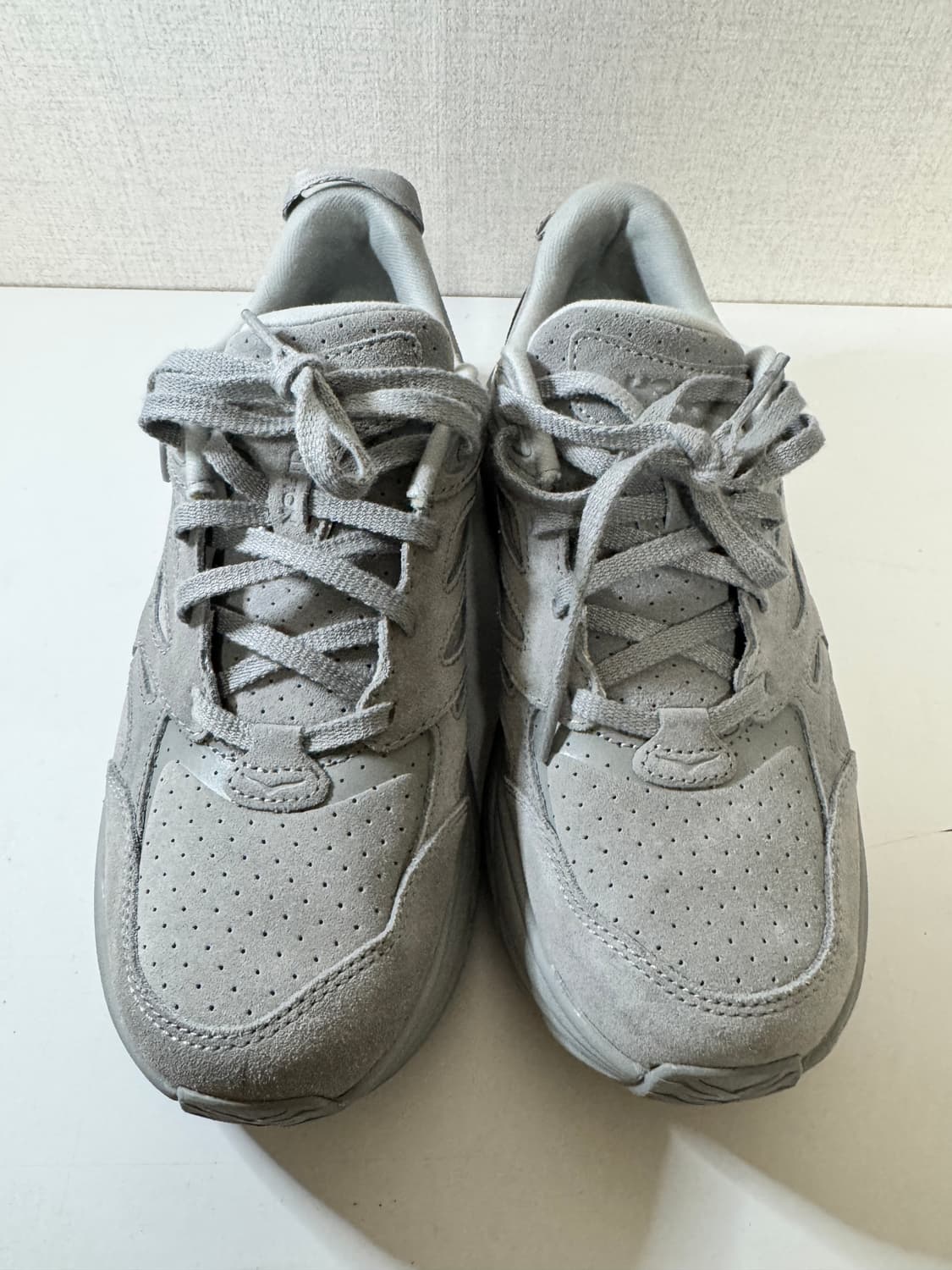 호카 클리프톤 L 스웨이드 라임스톤 상품이미지1