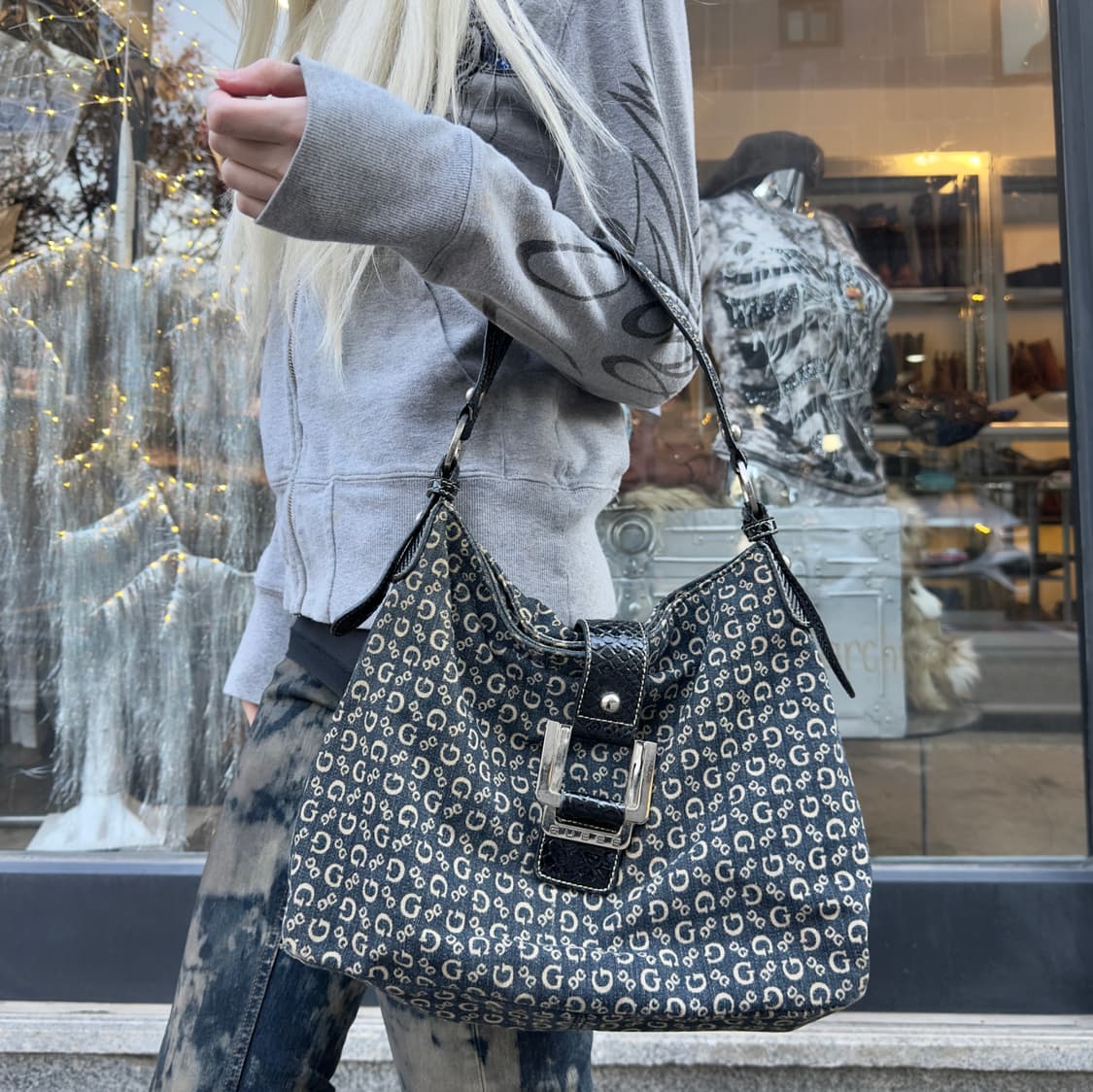 00s 게스 데님 & 블랙 버클 가방 상품이미지1