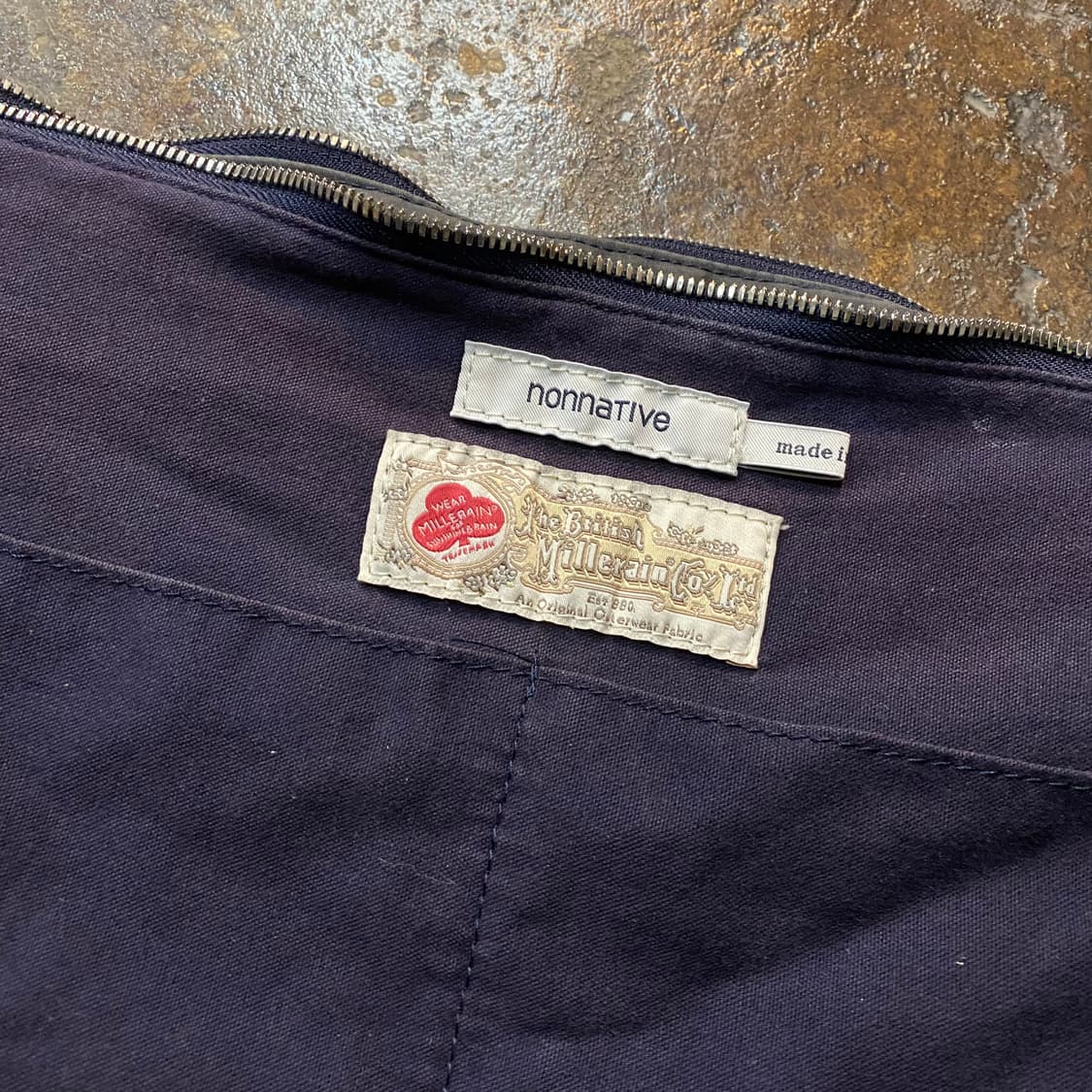 논네이티브 빈티지 가죽 스트랩 크로스백 상품이미지6