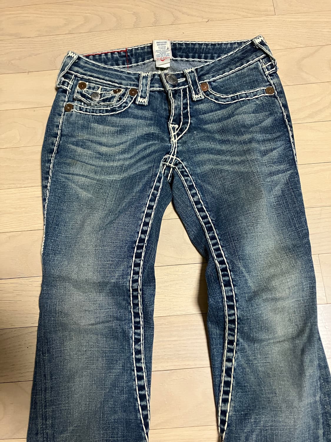 트루릴리전 JOEY SUPER T 부츠컷 데님진 여성 26 인치 상품이미지2