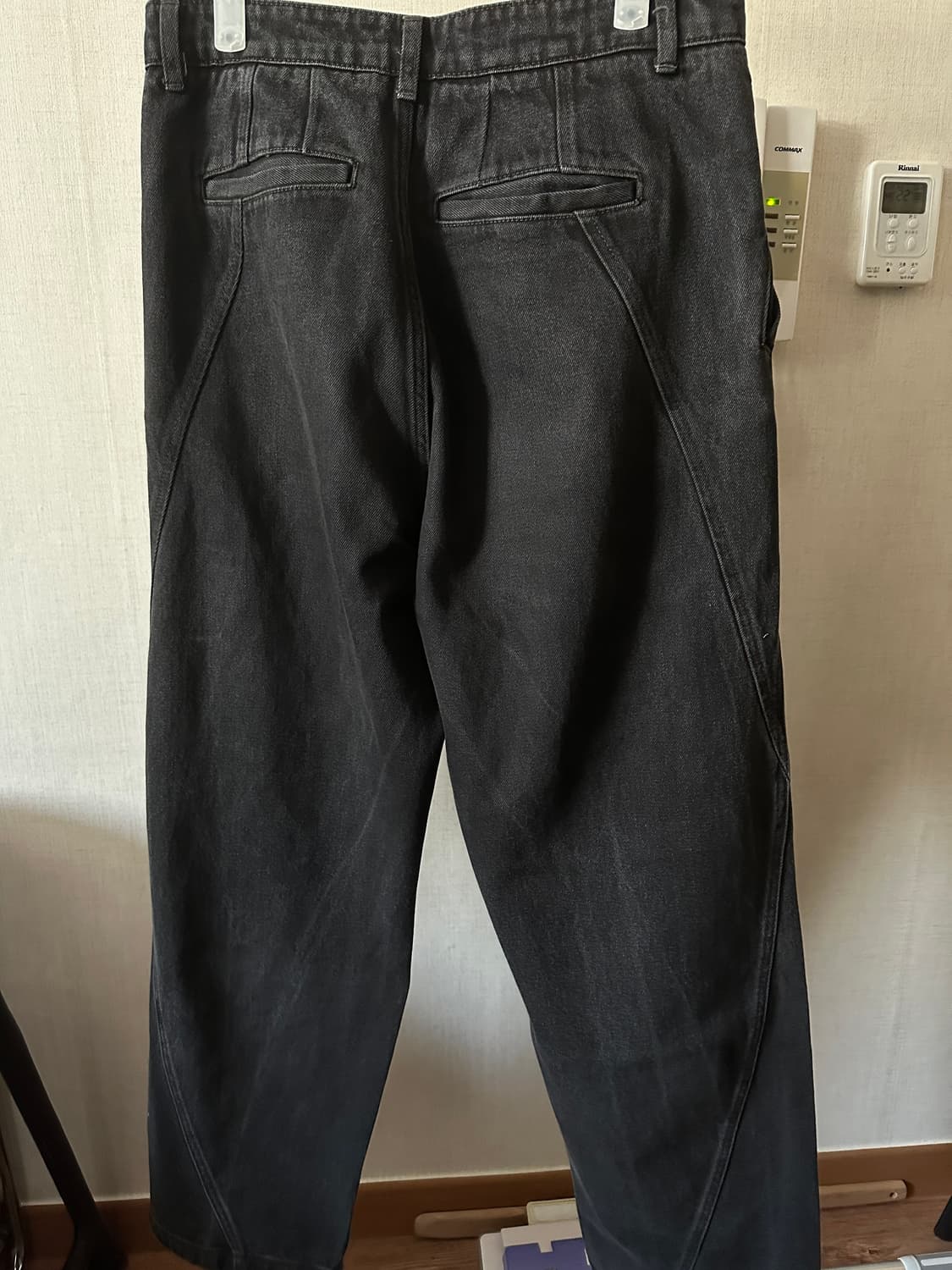 쿠어 딥 플리츠 커브드 데님 상품이미지2