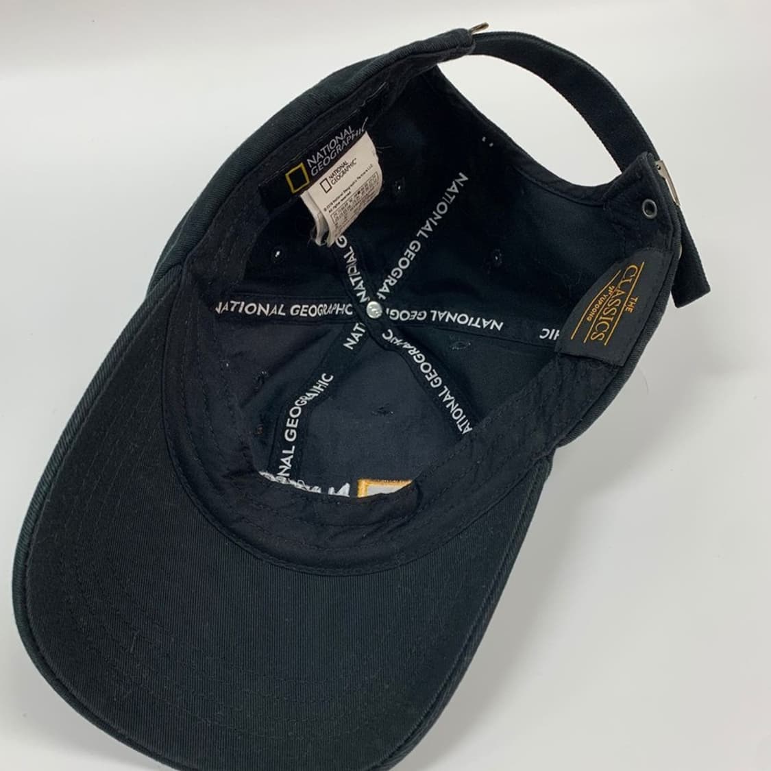 내셔널지오그래픽 시그니처 빅로고 볼캡 블랙 상품이미지2