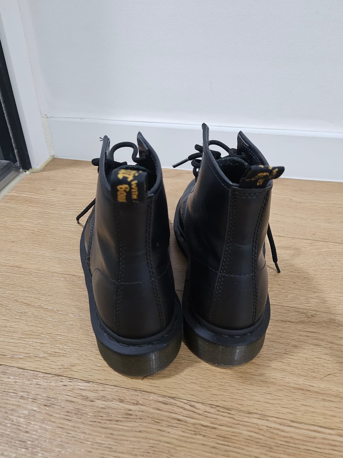 닥터마틴 워커 오리지널 101 스무스 6홀 235-240 eu37 사이즈 상품이미지2