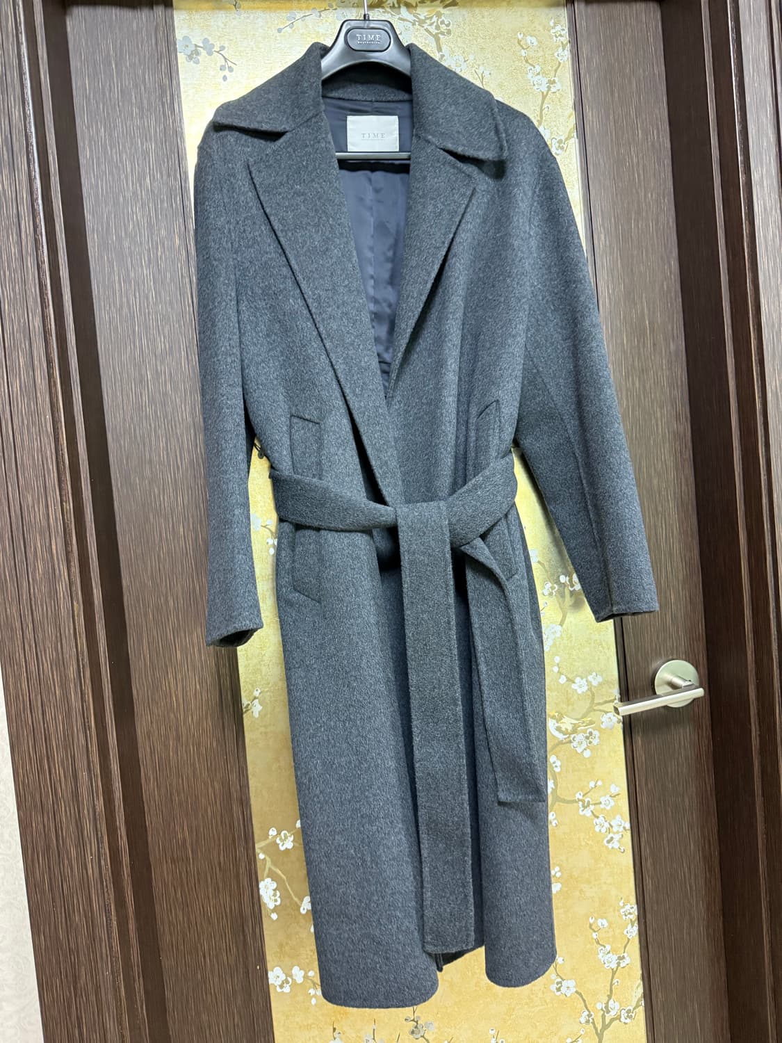 타임 옴므 20주년 로브코트 95사이즈 판매합니다. 상품이미지1