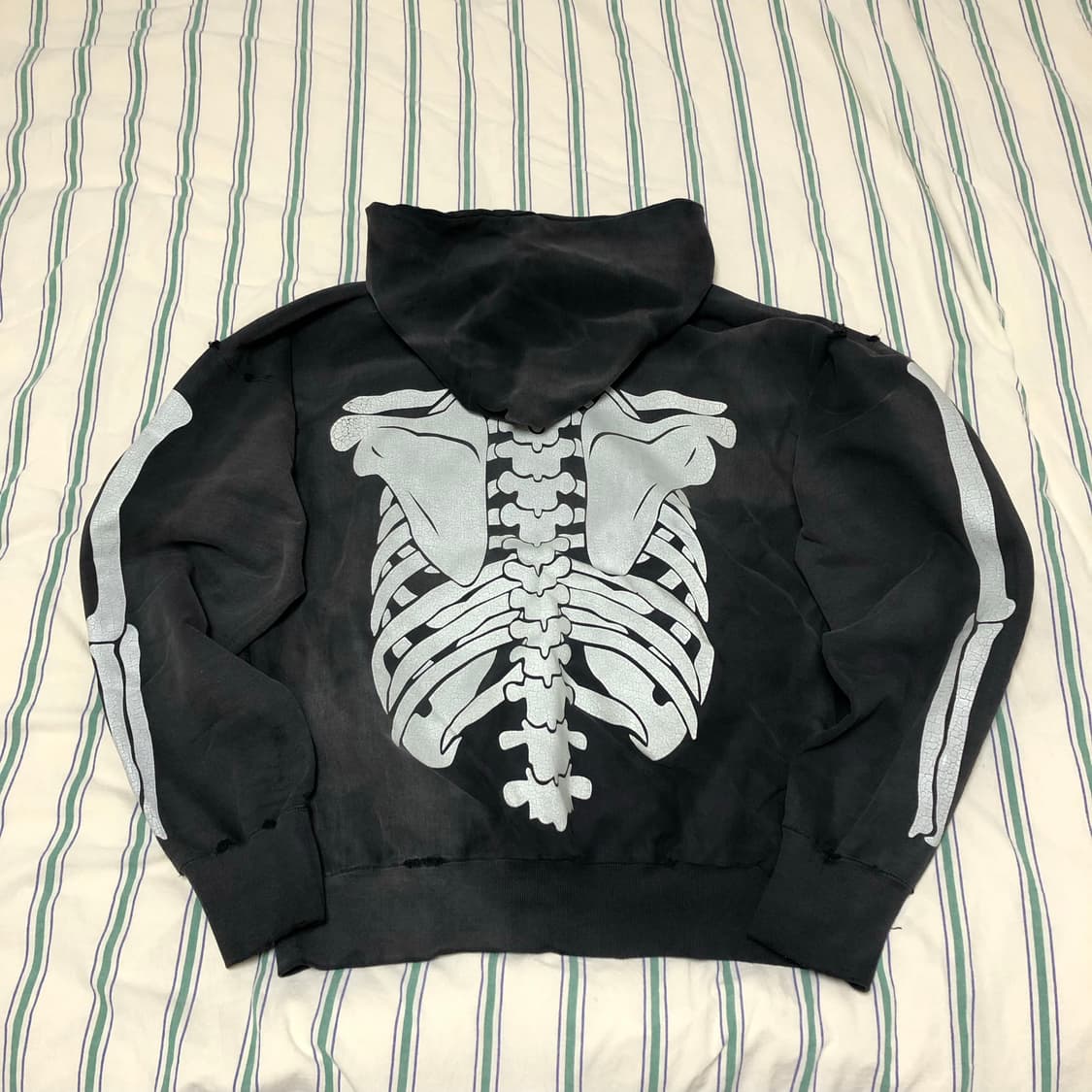 Locals Only 스켈레톤 후디 XL 썬 페이디드 블랙 상품이미지6