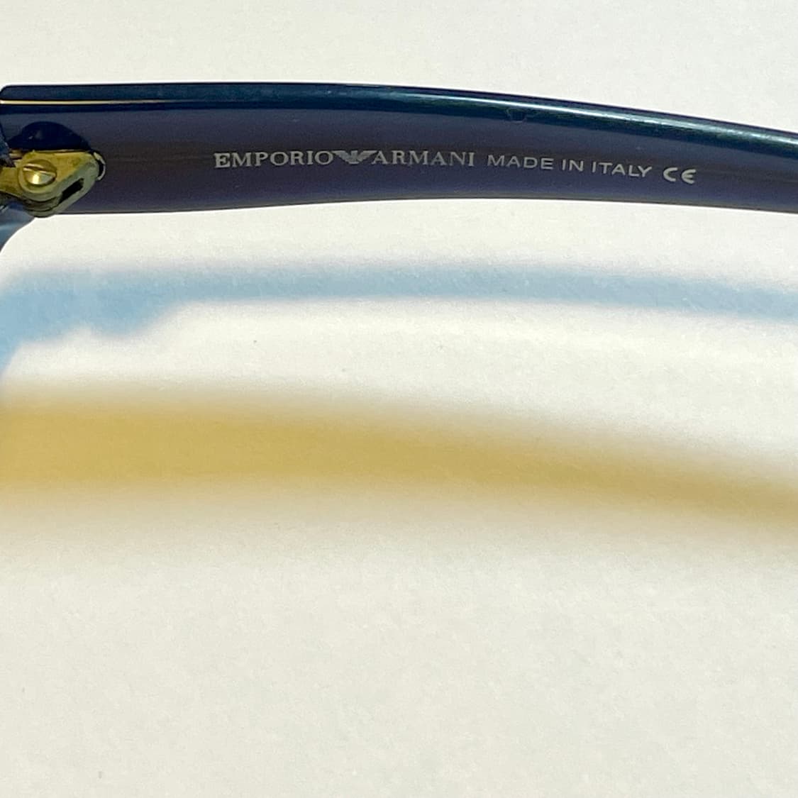 EMPORIO ARMANI 엠포리오 아르마니 사의 빈티지 선글라스 판매합 상품이미지4