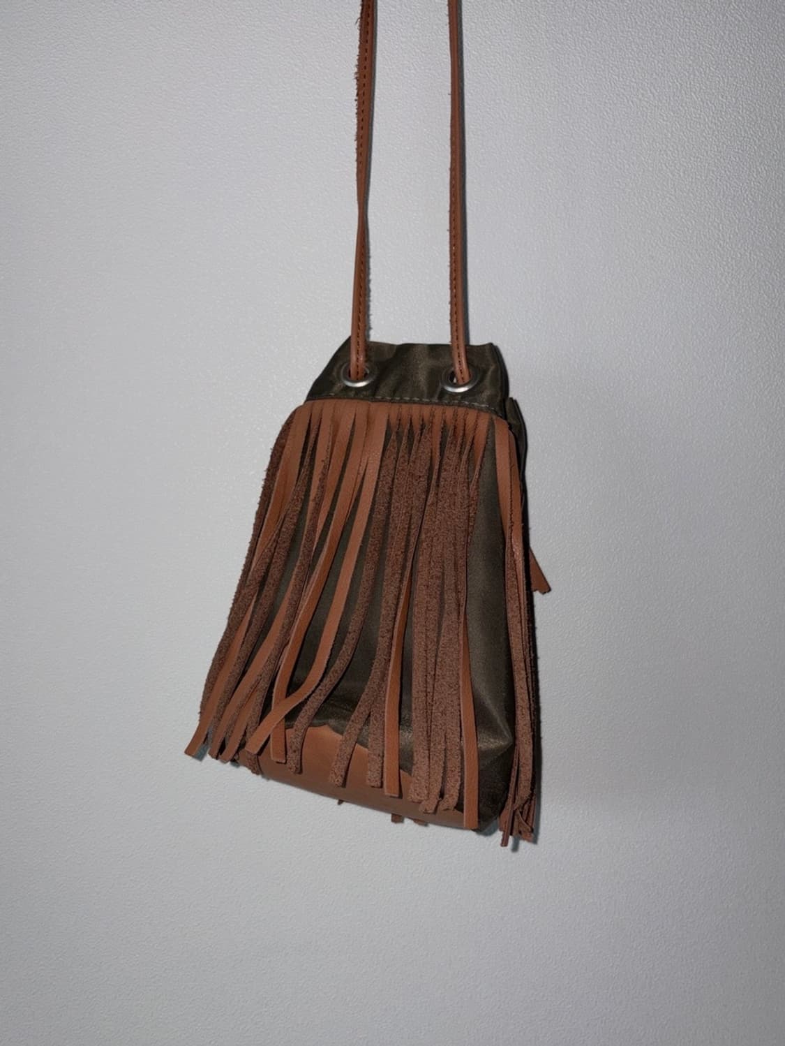 [hobo] cow leather fringe drawstring bag 상품이미지9
