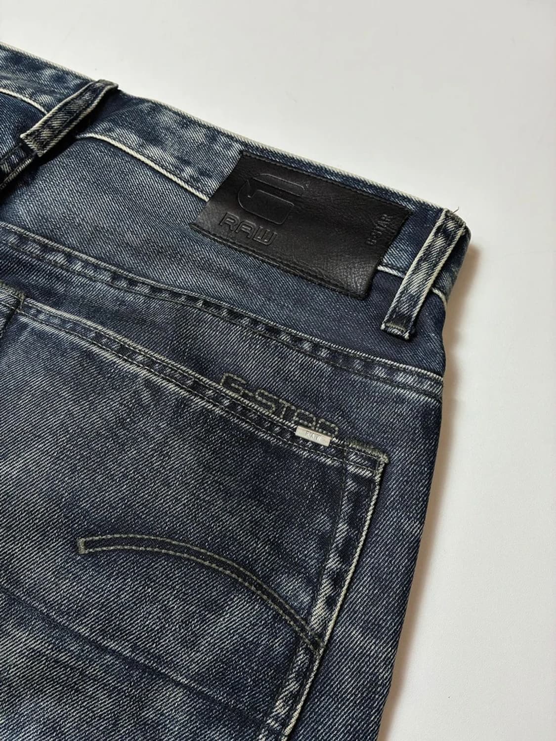 지스타로우 00's 3301 워싱 스트레이트 데님 팬츠 PN8843 상품이미지6