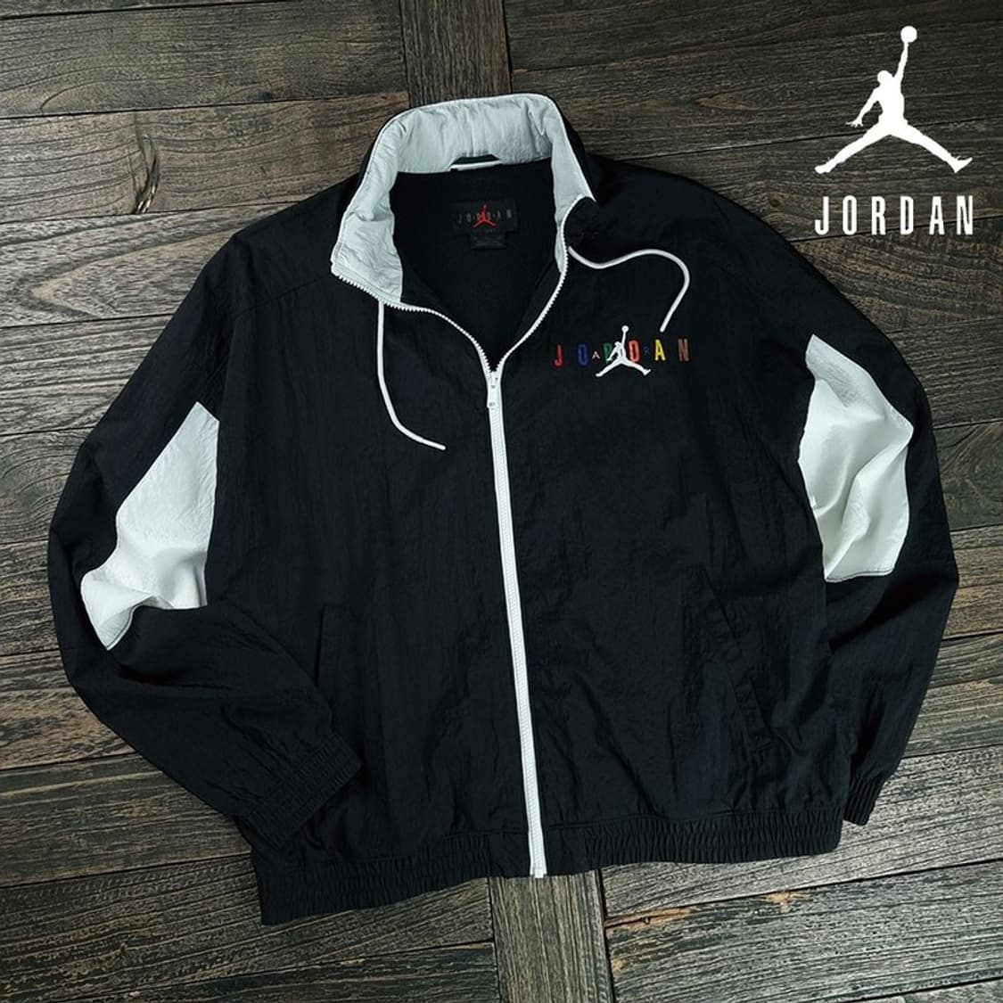 [나이키] 로고 프린팅 오버핏 바람막이 자켓 블랙 M19166 상품이미지1