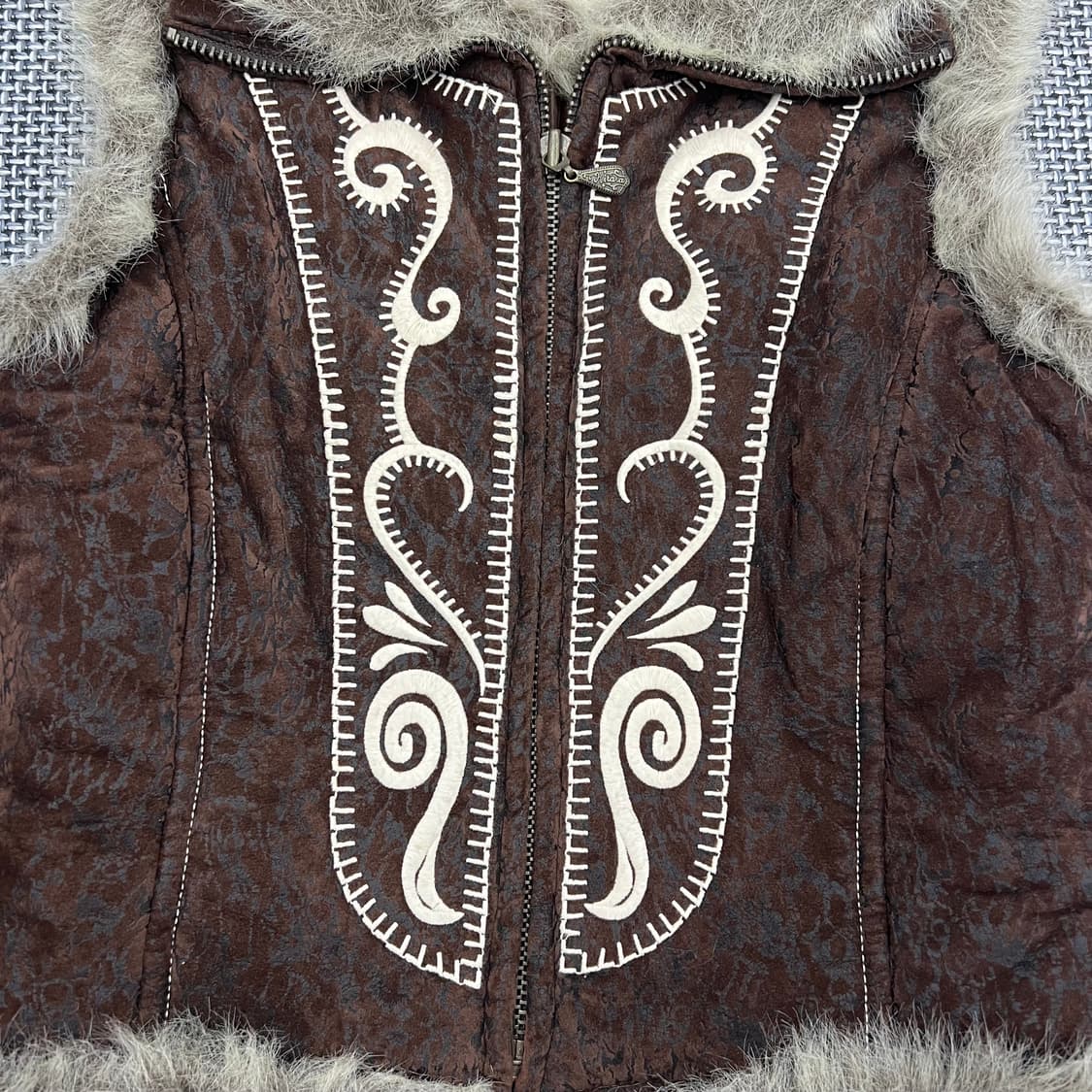 키라라 웨스턴 퍼 베스트 상품이미지3