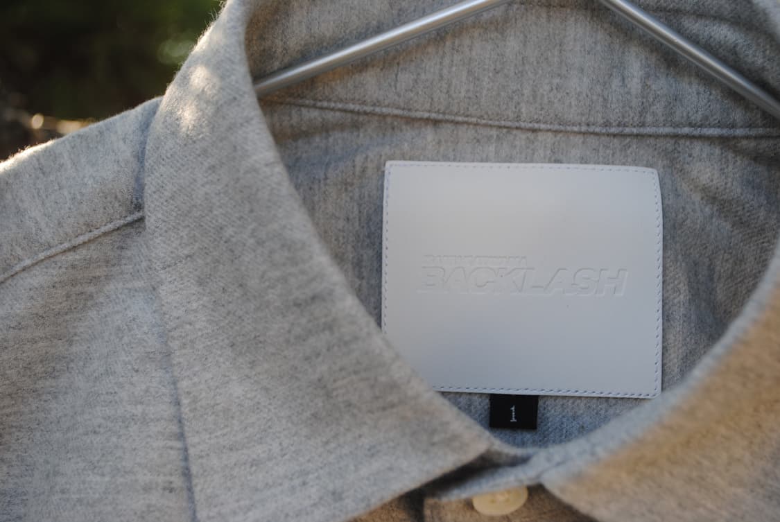 isamu katayama backlash 베이직 셔츠 상품이미지3