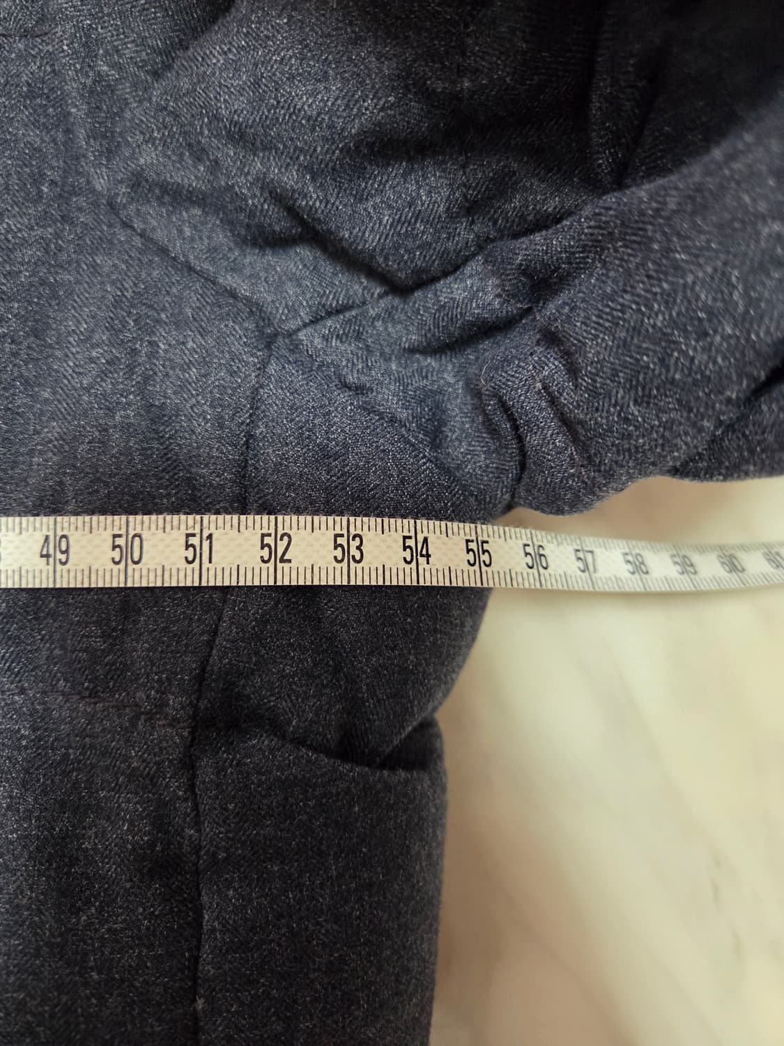 헤지스 프리미엄 구스다운 경량 퀼팅 패딩 상품이미지8