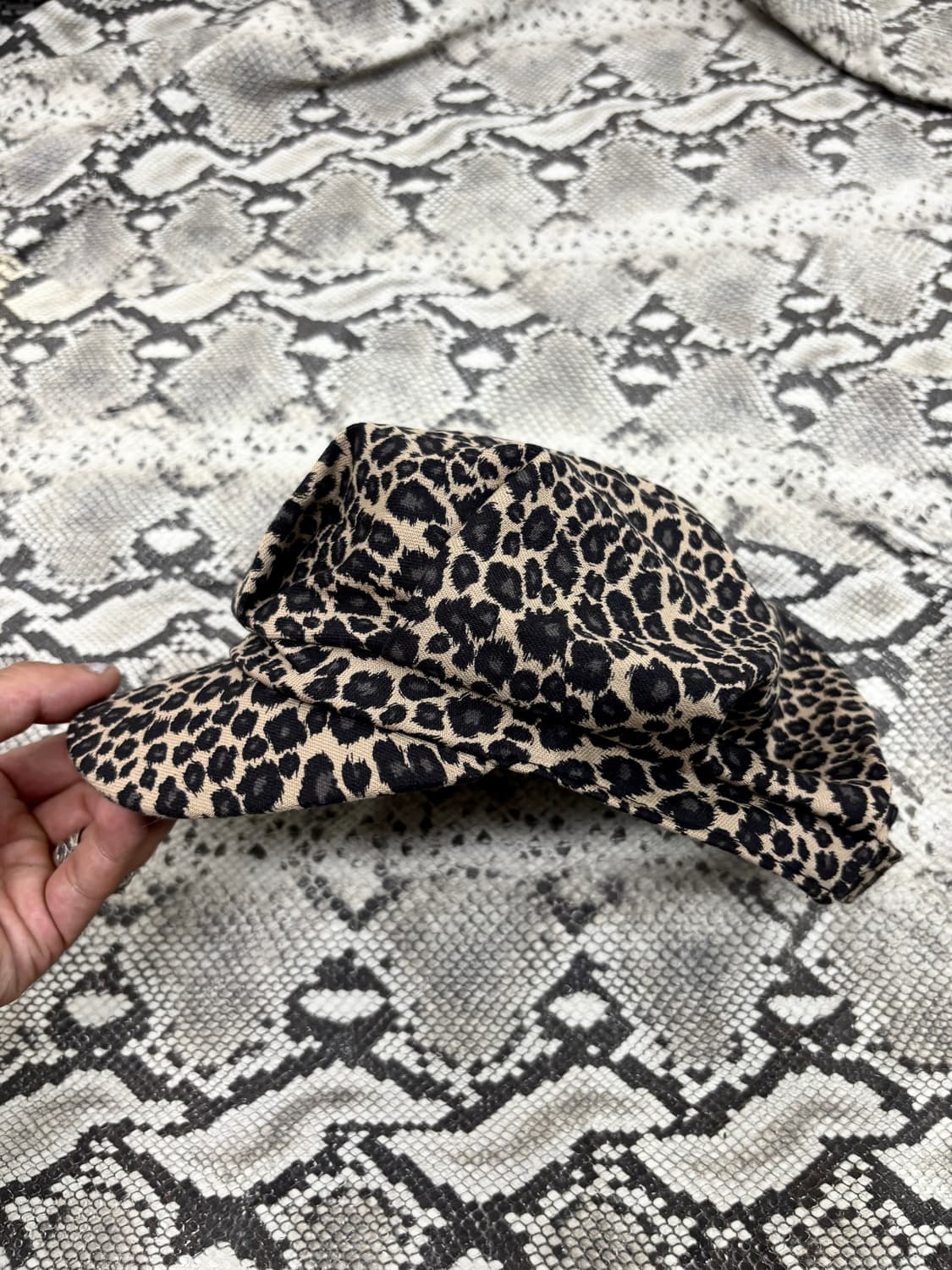“Vintage” Kitsch Mood Leopard Cap 상품이미지3