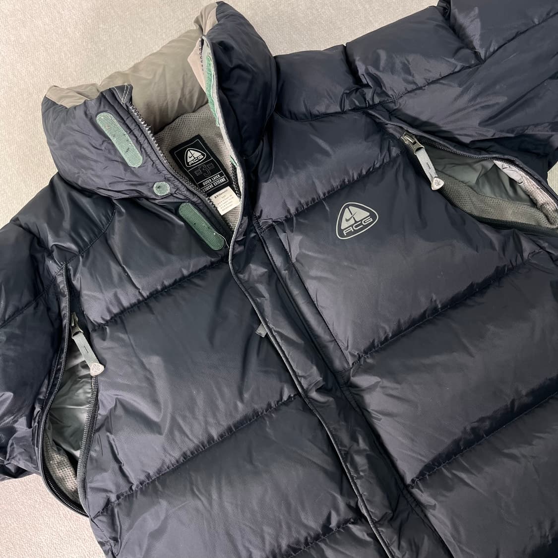 100 나이키 02FW acg 구스다운 푸퍼 패딩 상품이미지5