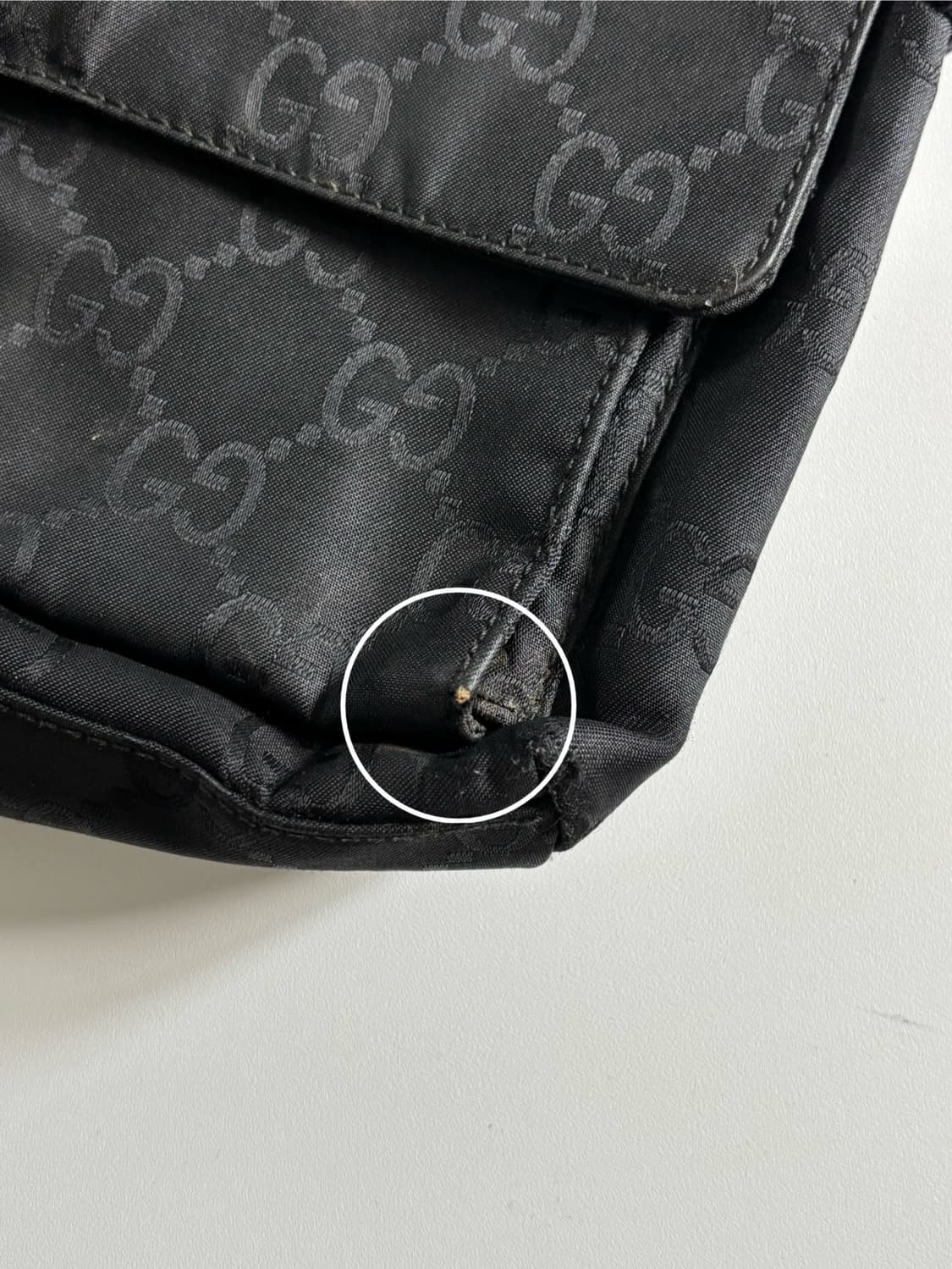 Gucci 구찌 원포켓 스몰 메신저 백 상품이미지9