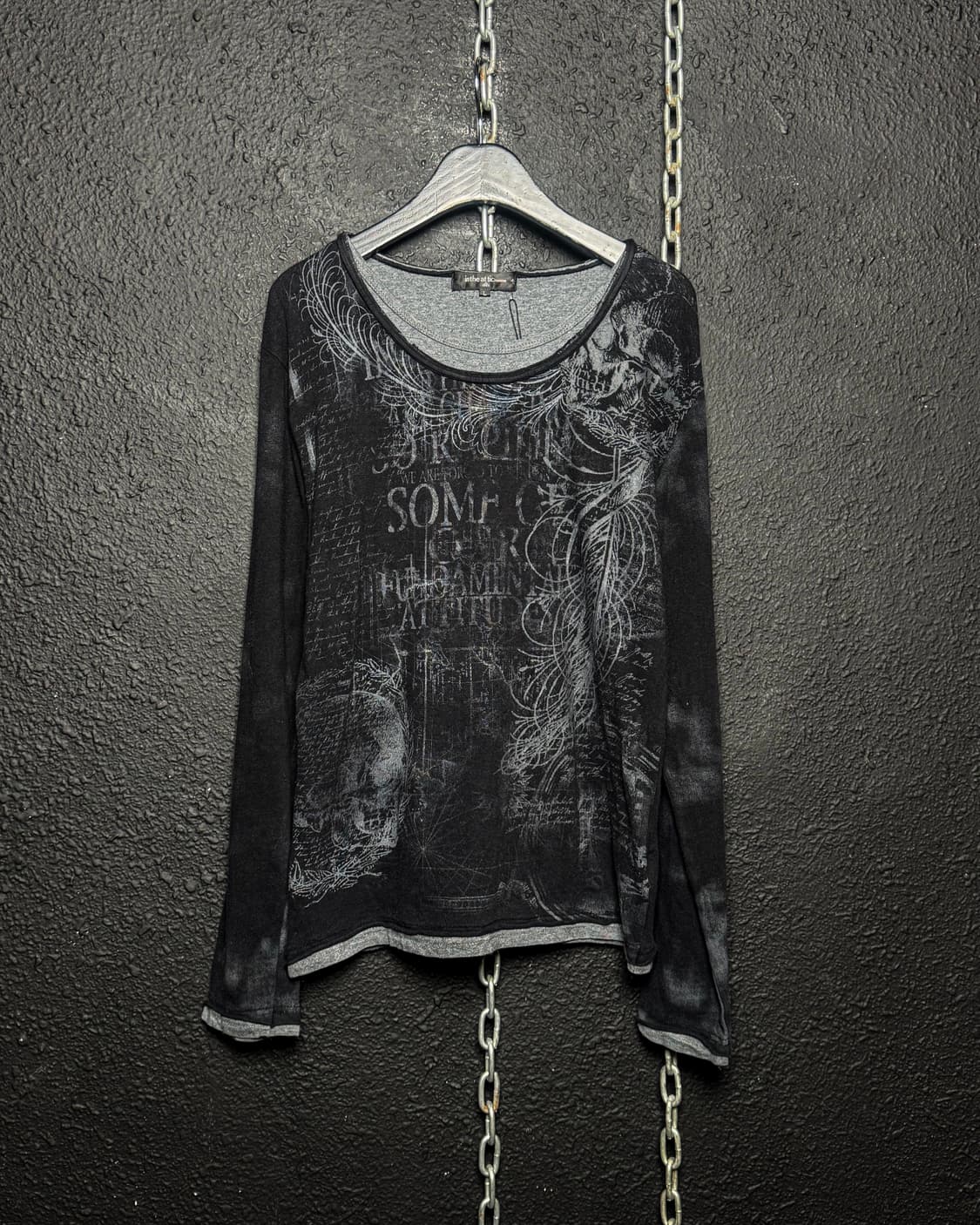 IN THE ATTIC – Graphic Layered Long Slee 상품이미지1