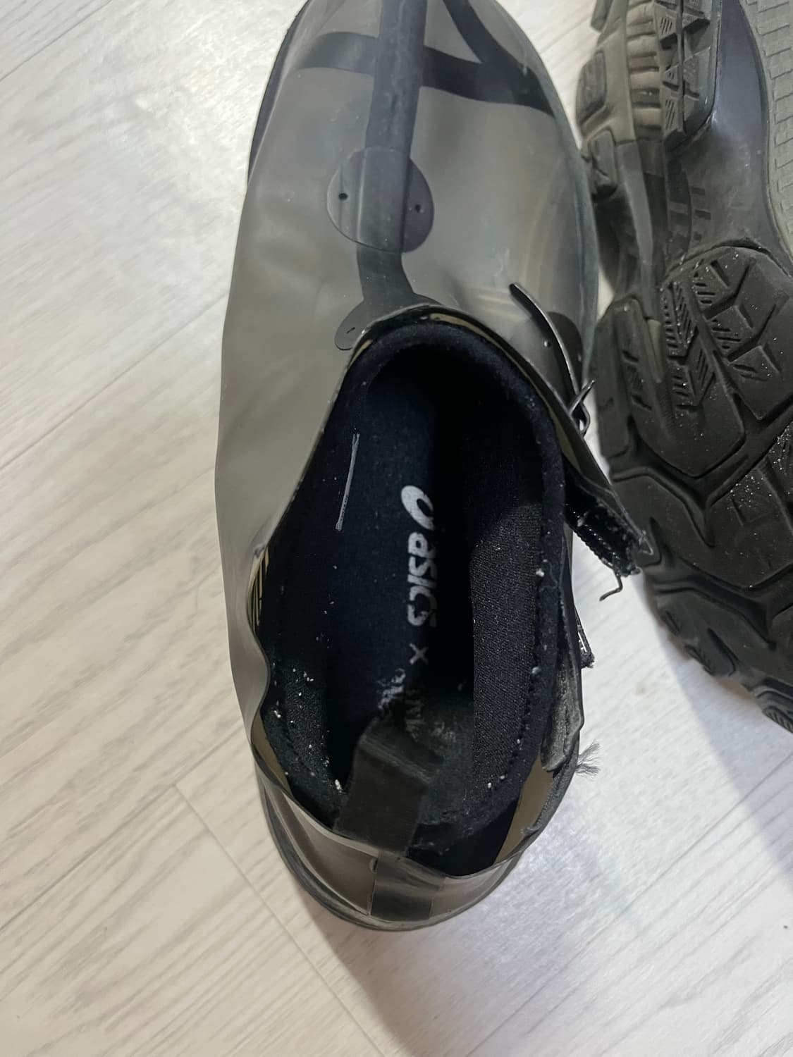 아식스 x 비비안웨스트우드 콜 라보 젤카야노 27LTX 상품이미지4