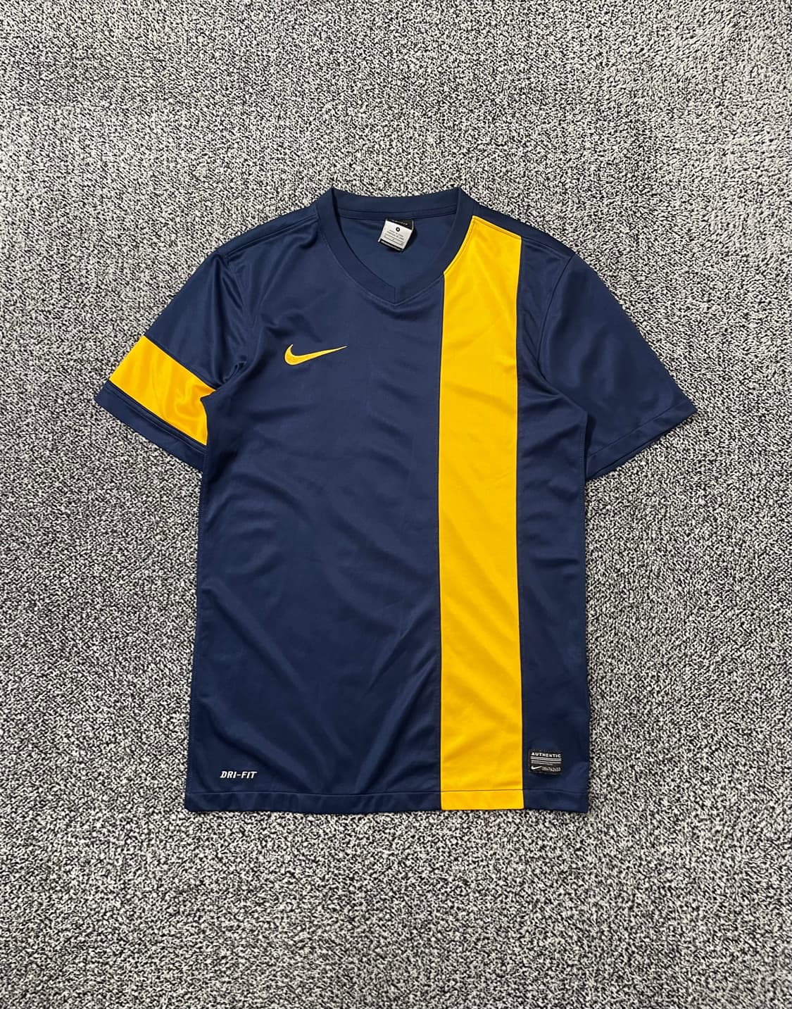 빈티지9. 나이키 스트라이커 어센틱 기능성 반팔 티셔츠 반소매 축구티 상품이미지1