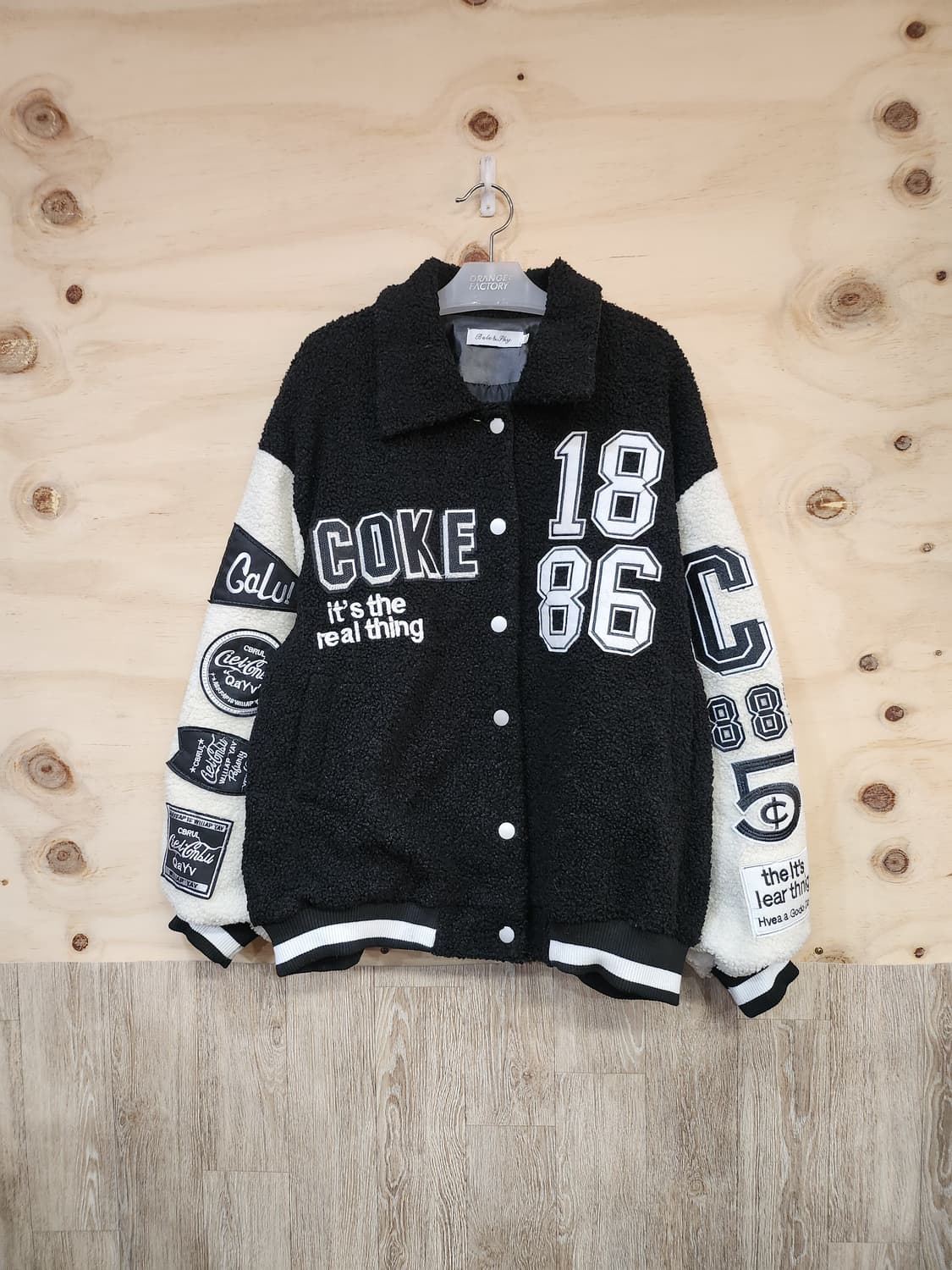 560) 오버핏 뽀글이 야구 점퍼 상품이미지1