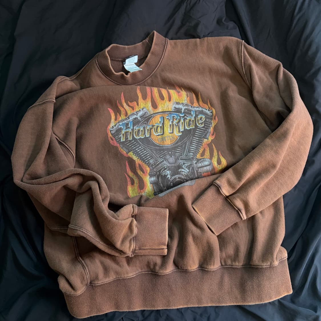 아웃스탠딩 맨투맨 상품이미지1