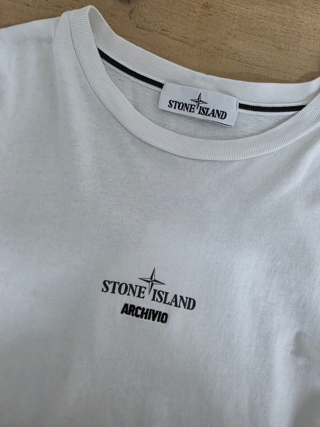 21SS 스톤 아일랜드 ARCHIVIO 흰 티셔츠 상품이미지3