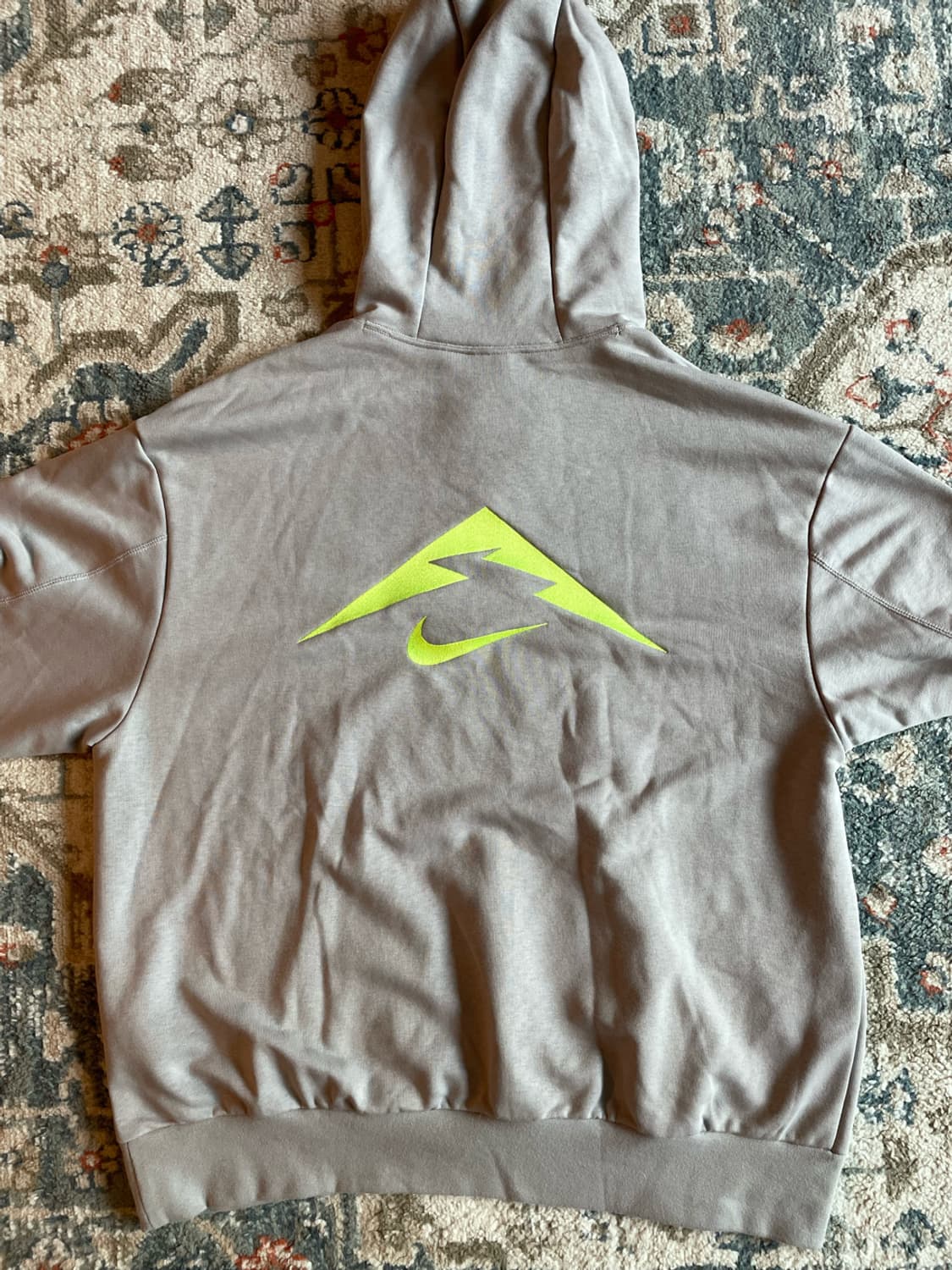 나이키 드라이핏 트레일 러닝 후드 (새제품. XL) 상품이미지5