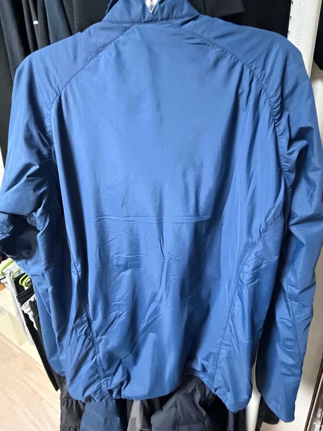 몽벨 라이트쉘 자켓 상품이미지2