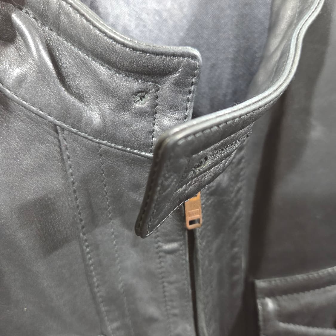 [VGRANTHAN] 빅토리아그랜탐 엘보패치 멀티포켓 레더자켓 상품이미지5