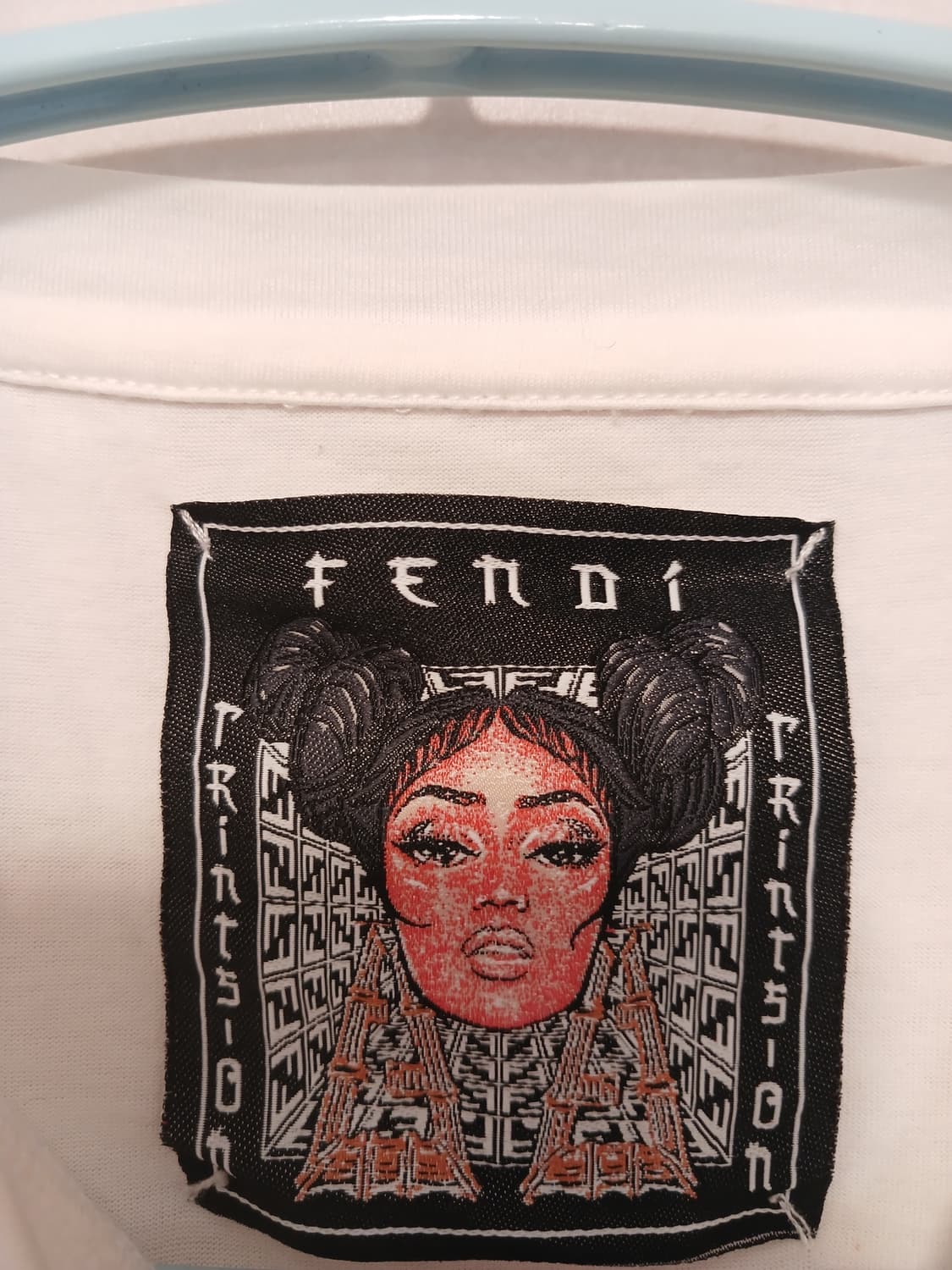 펜디 정품 여성 프린팅 반팔 S 사이즈 상품이미지2